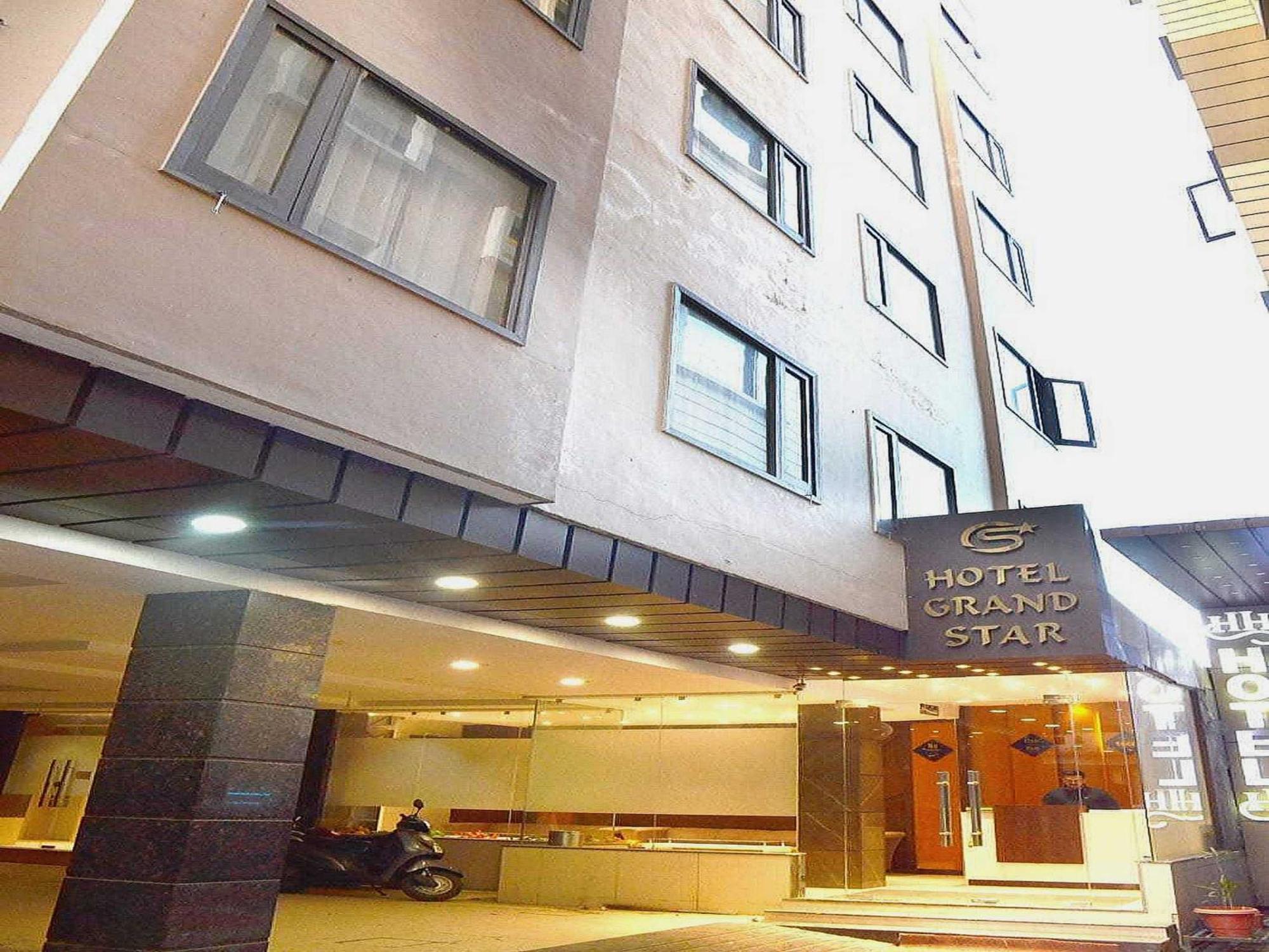 Hotel O Grand Star Amritsar Exterior foto